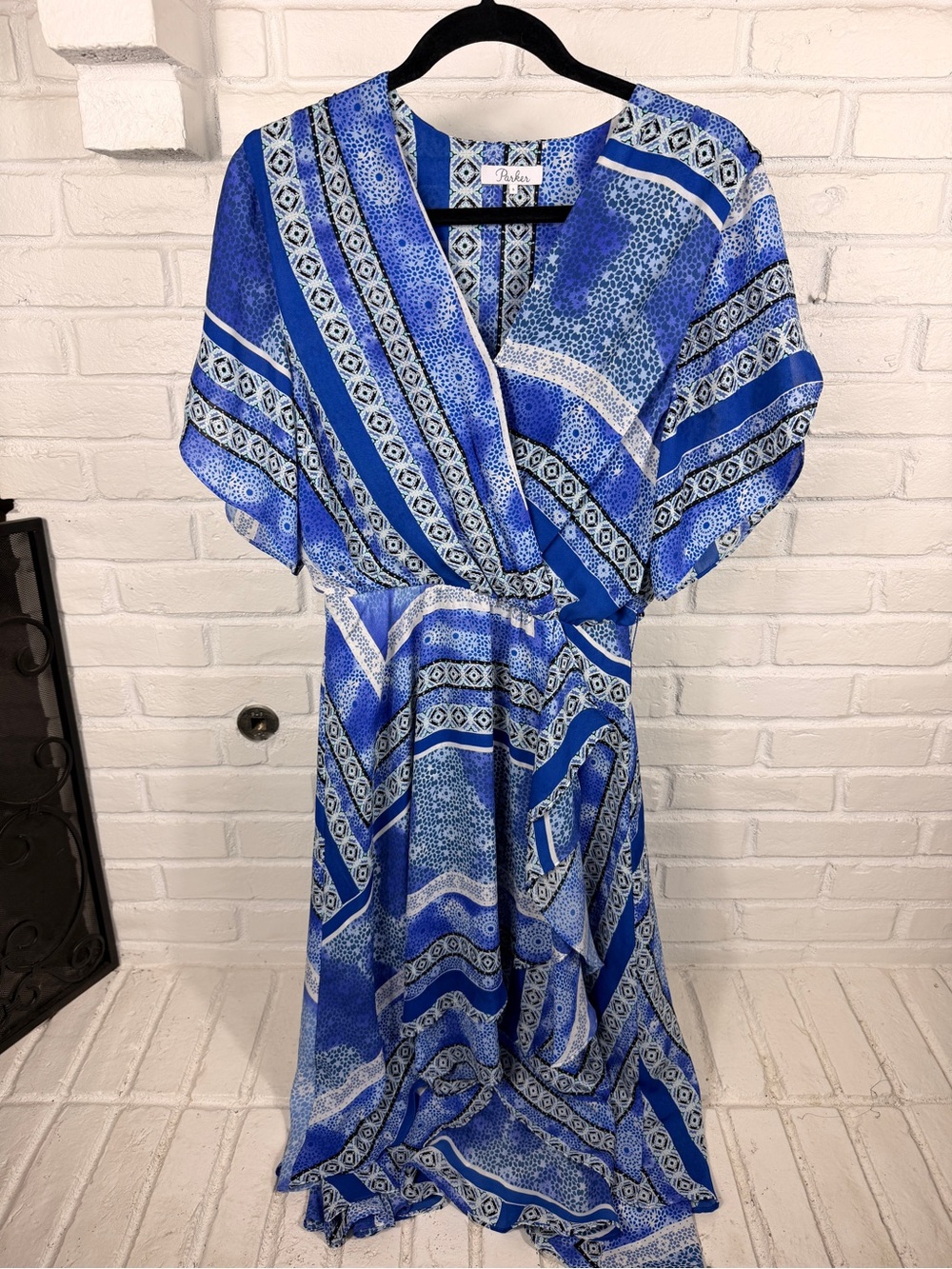 Parker Blue Mosaic Print Faux Wrap Midi Dress Size Small Flutter Sleeve